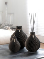 Vaso a sfera in grigio tempestoso con vaso di profumo medio