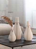 ICONIC HOME Vaso Twist in set da tre nel colore Pure White