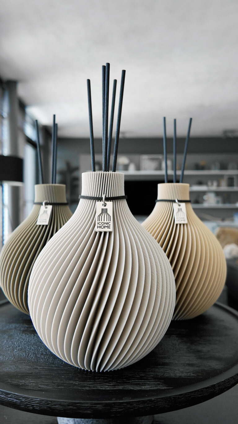 Duftvase Sphere in verschiedenen Farben