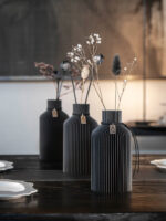 Vase de table Pure de ICONIC HOME en gris tempête