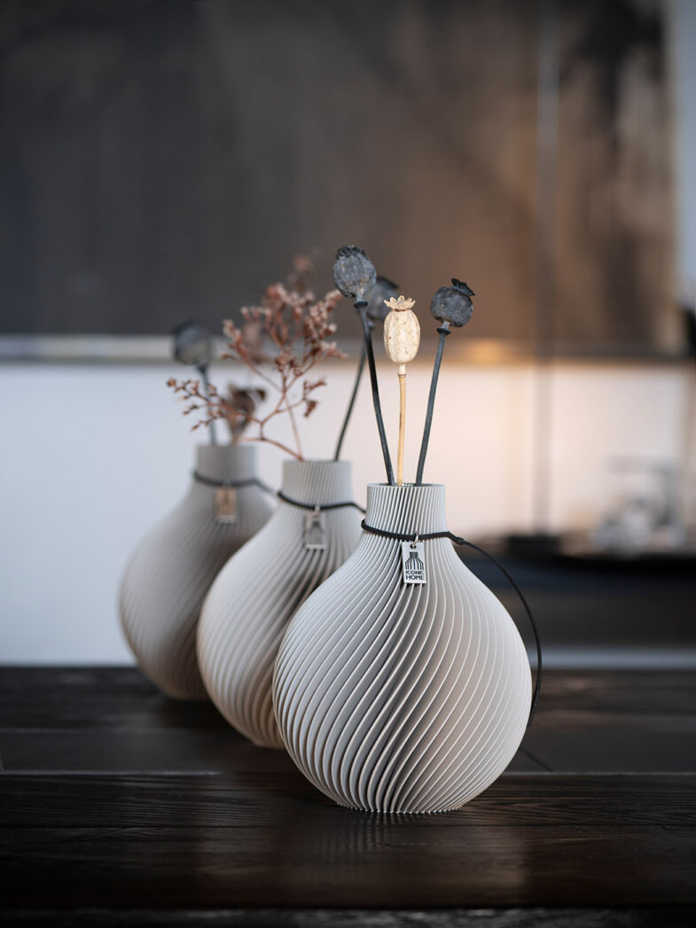 Set de 3 vases de table Sphere en cozy greige de ICONIC HOME