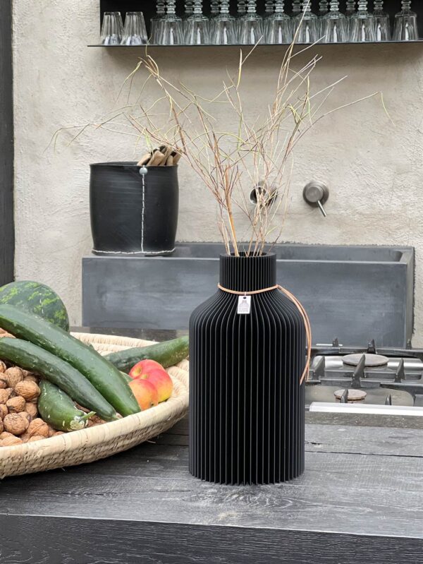 Vase Pure Deep Black ICONIC HOME on the kitchen counter