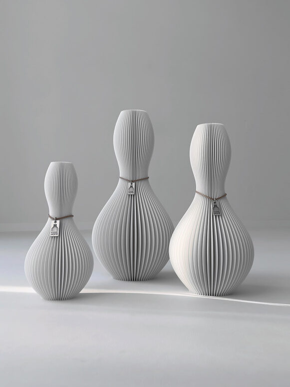 Vasen Set Shape - weisse Vasen von ICONIC HOME