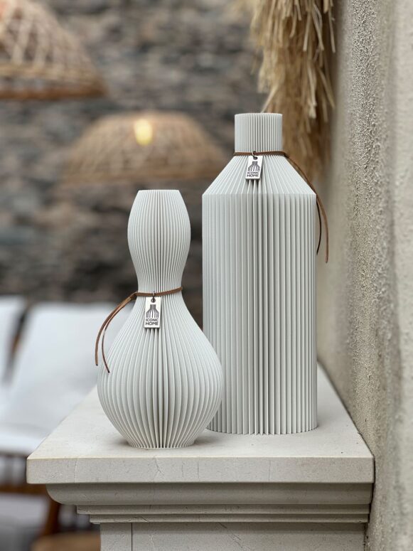 Vase Shape in weiß kombiniert ICONIC HOME